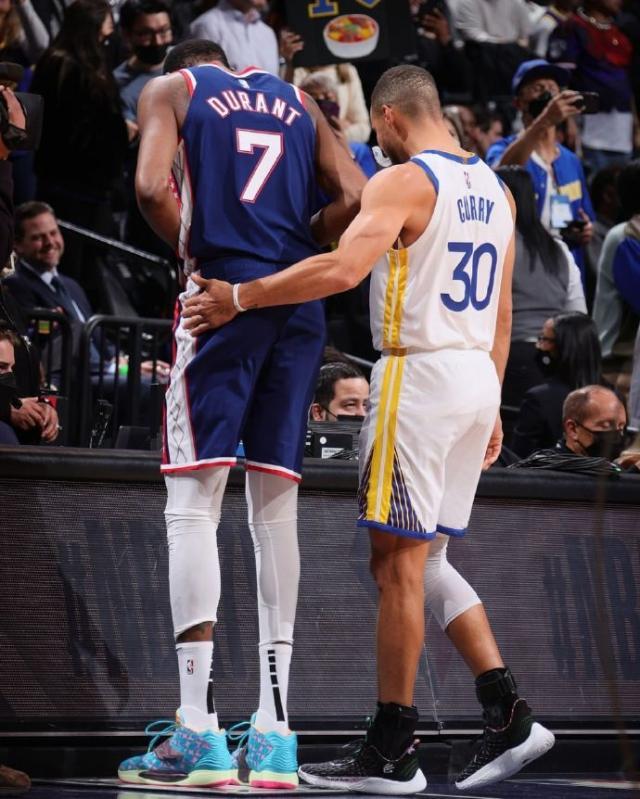 1637124105060073461.jpg 61ff3255gy1gwhzs95uzzj20u011hdlg.jpg