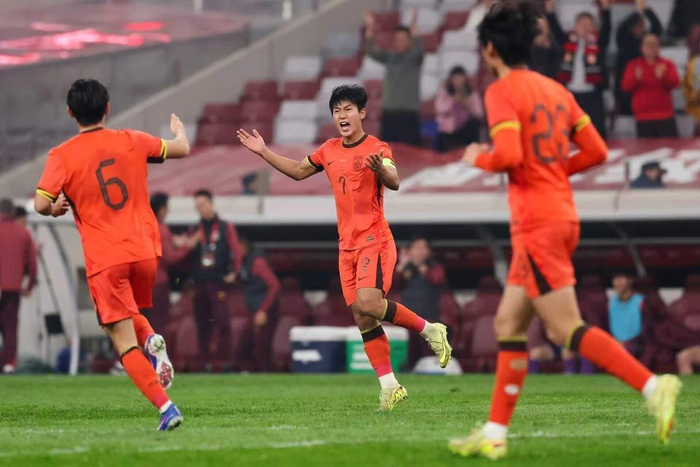 开云体育app-董路：中国足球20年不断重复失败！谁也不接受教训 从来不会反思|安东尼奥|U23|中国男足|泰国足球|世少赛_新浪体育_新浪新闻